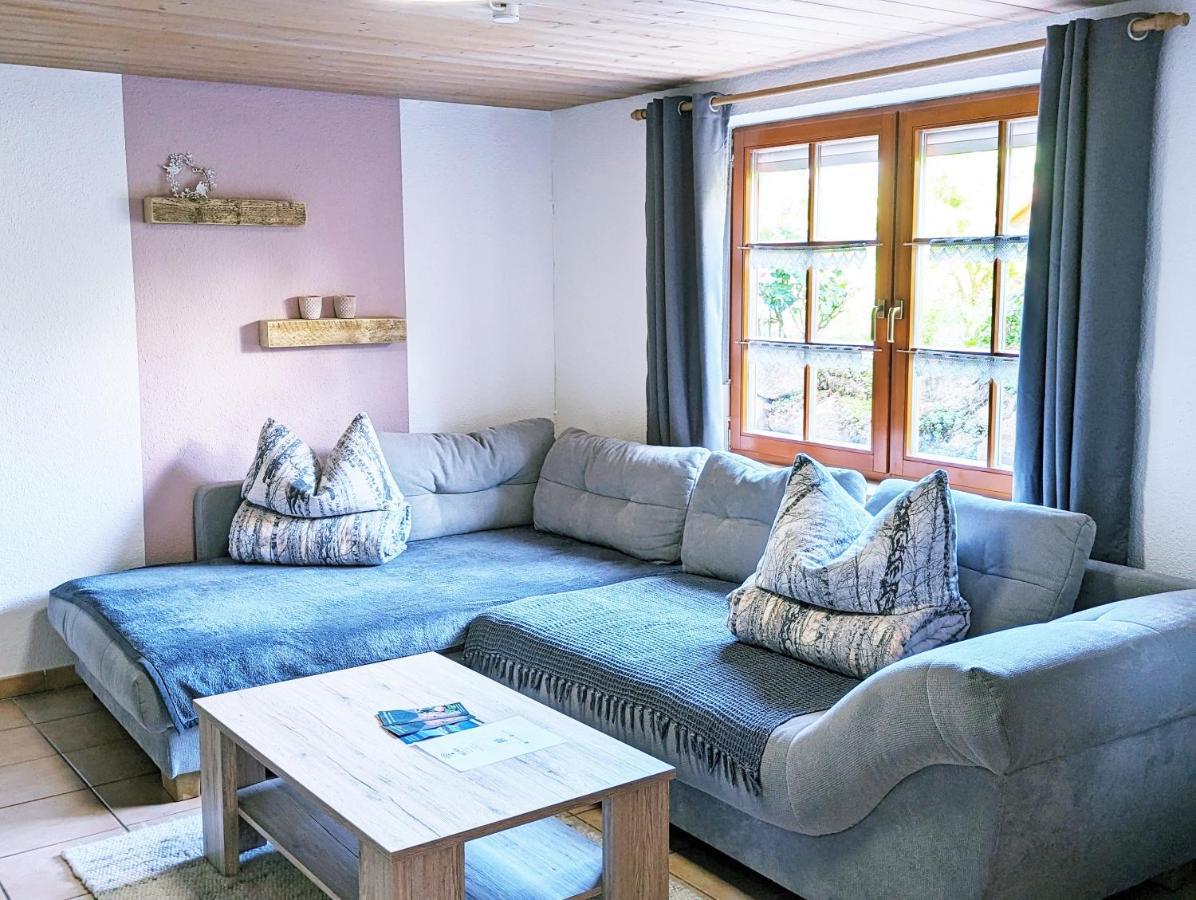 Ferienwohnung Bluetenzauber In Idyllischer Lage Naehe Bodensee Hilzingen Exterior photo